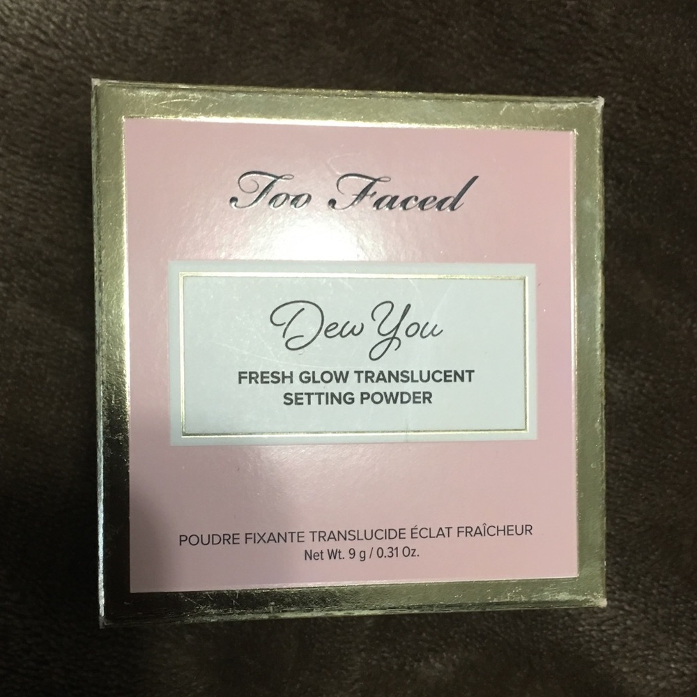 Two Faced Dew You translucent powder.